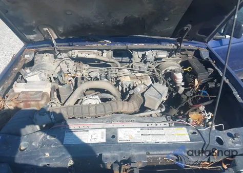 2000 Ford Ranger Super Cab z USA, uszkodzony, nr VIN 1FTYR14V8YTB02046